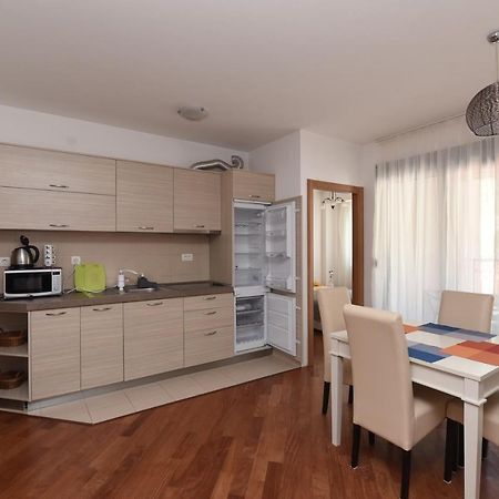 Apartamenti Enjoy Apartment Petrovac Exterior photo