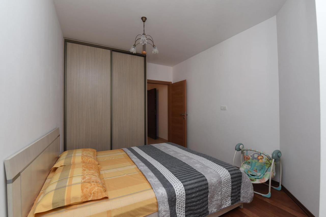 Apartamenti Enjoy Apartment Petrovac Exterior photo