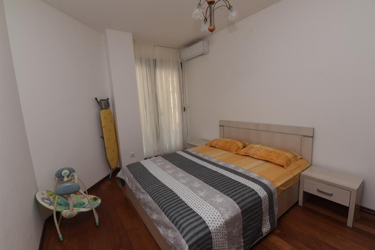 Apartamenti Enjoy Apartment Petrovac Exterior photo