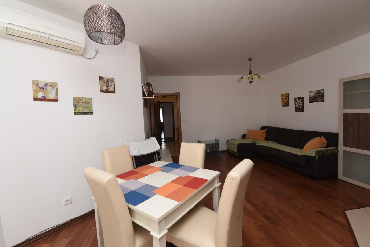 Apartamenti Enjoy Apartment Petrovac Exterior photo