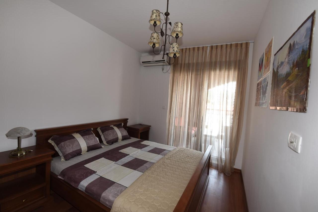 Apartamenti Enjoy Apartment Petrovac Exterior photo