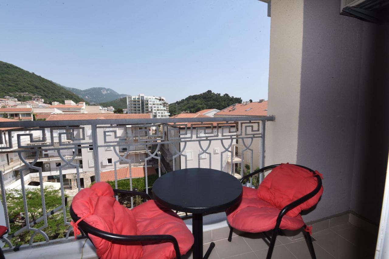 Apartamenti Enjoy Apartment Petrovac Exterior photo