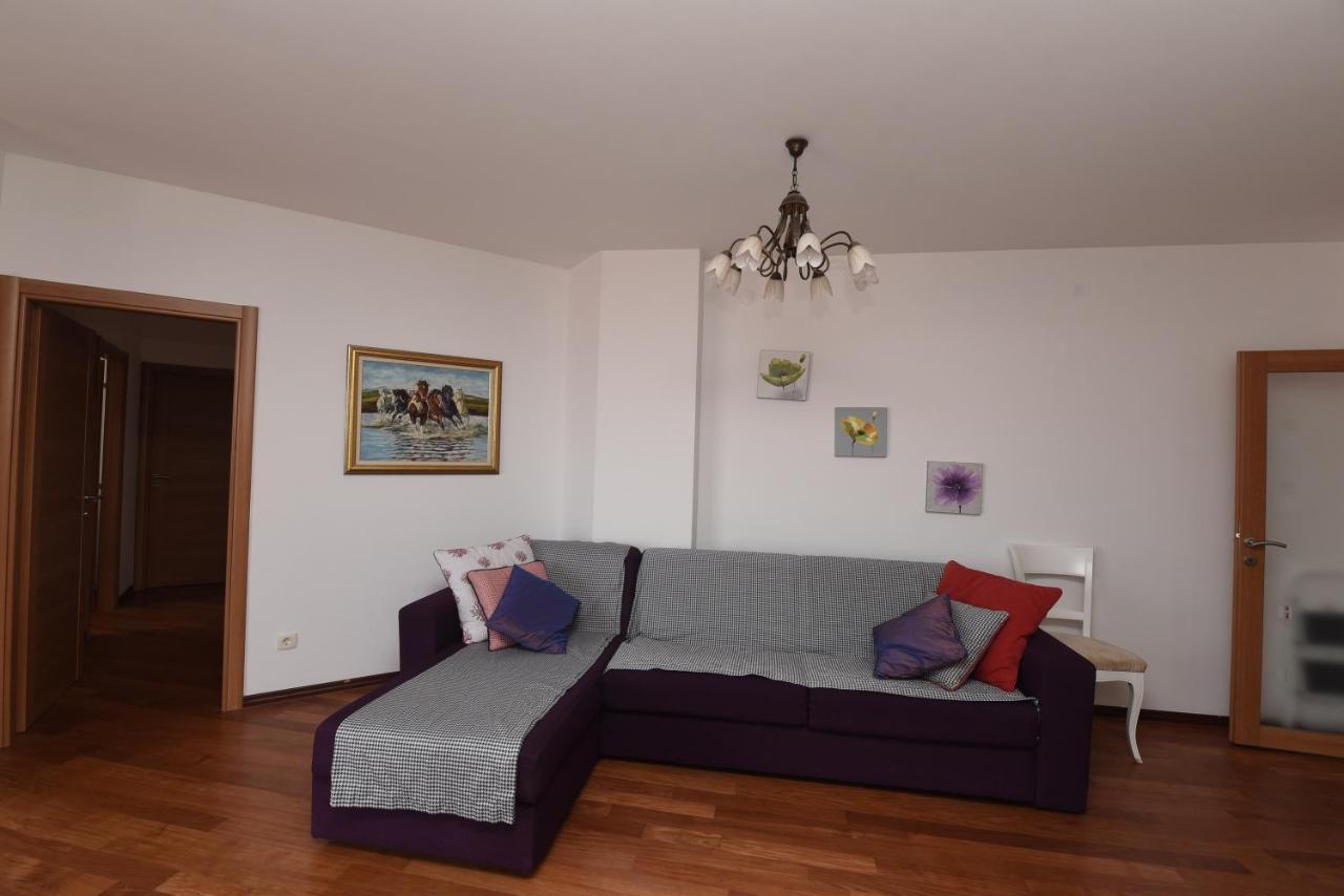 Apartamenti Enjoy Apartment Petrovac Exterior photo