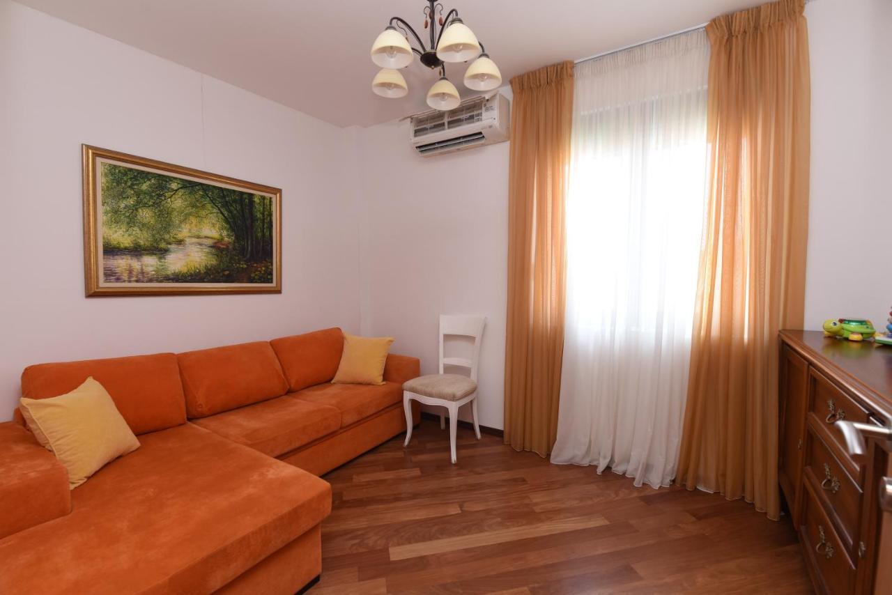 Apartamenti Enjoy Apartment Petrovac Exterior photo