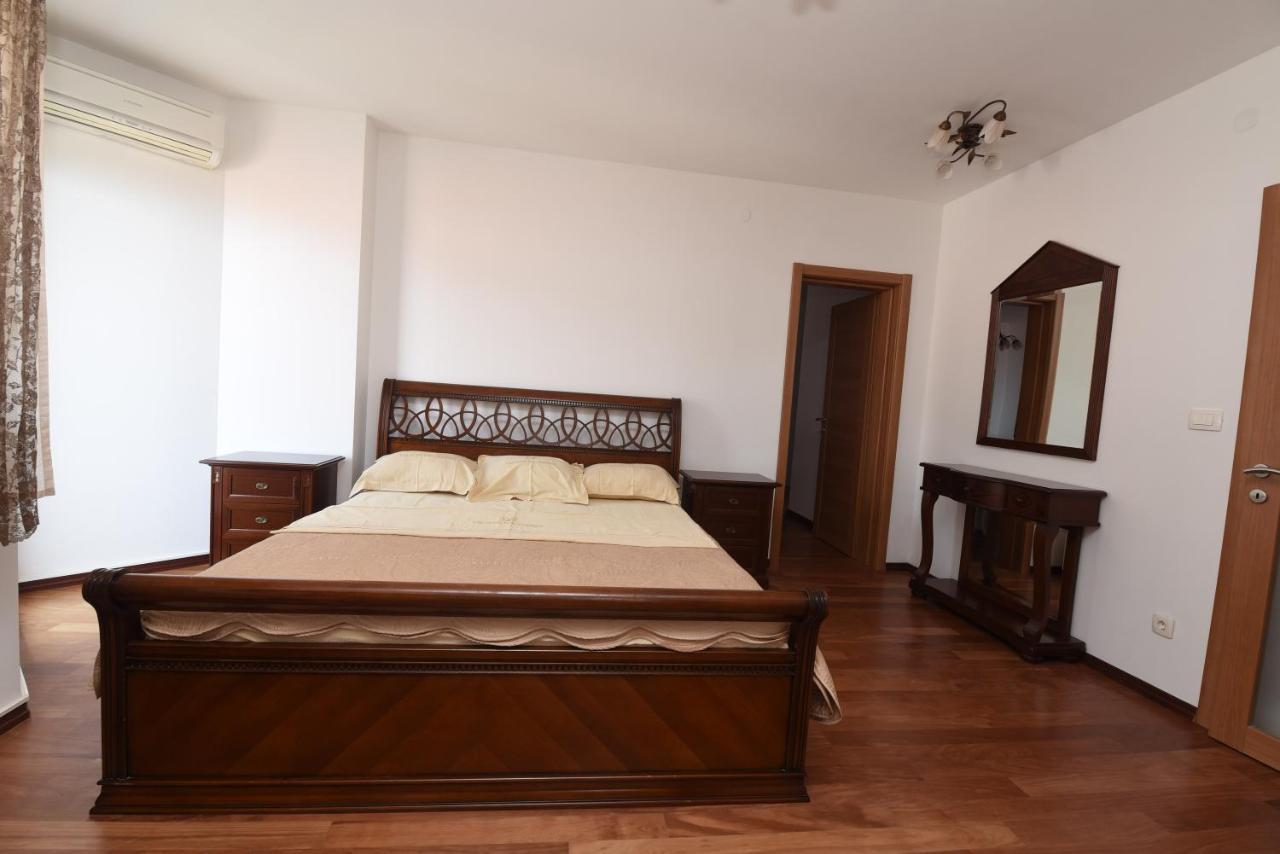 Apartamenti Enjoy Apartment Petrovac Exterior photo