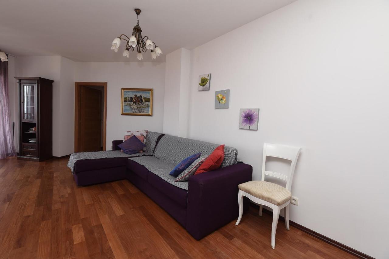 Apartamenti Enjoy Apartment Petrovac Exterior photo